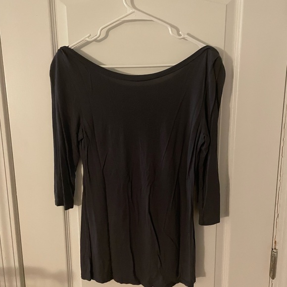 Charlotte Russe Womens 3/4 Sleeve Shirt. Size M - Picture 2 of 3